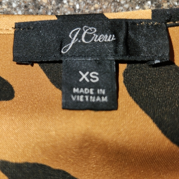 J Crew Size XS Womens Gold & Black Blouse Ruffles V Neck Covered Buttons at Cuff - Picture 6 of 11